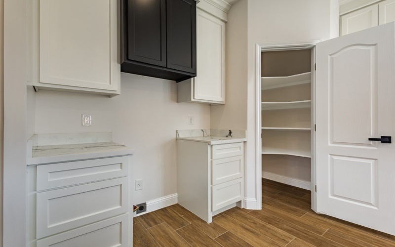 3260 Ethel Dr., Eagle Pass, TX 78852, 4 Bedrooms Bedrooms, ,2 BathroomsBathrooms,Residential,For Sale,3260 Ethel Dr.,0,83038