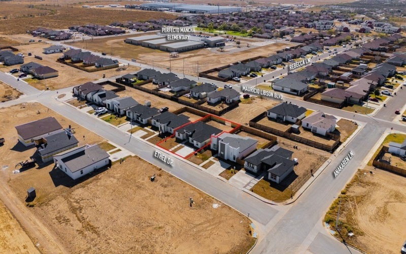 3260 Ethel Dr., Eagle Pass, TX 78852, 4 Bedrooms Bedrooms, ,2 BathroomsBathrooms,Residential,For Sale,3260 Ethel Dr.,0,83038