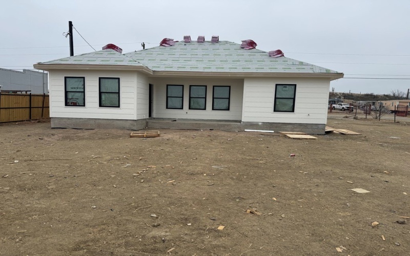 183 Pleasant Drive, Eagle Pass, TX 78852, 3 Habitaciones Habitaciones , ,2 BañosBaños,Residential,En Venta,183 Pleasant Drive,0,83039