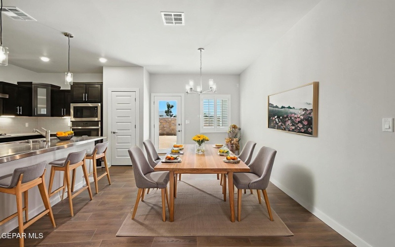 11872 Malecon Place, El Paso, TX 79934, 4 Habitaciones Habitaciones , ,1 BañoBaños,Residential,En Venta,11872 Malecon Place,0,937082