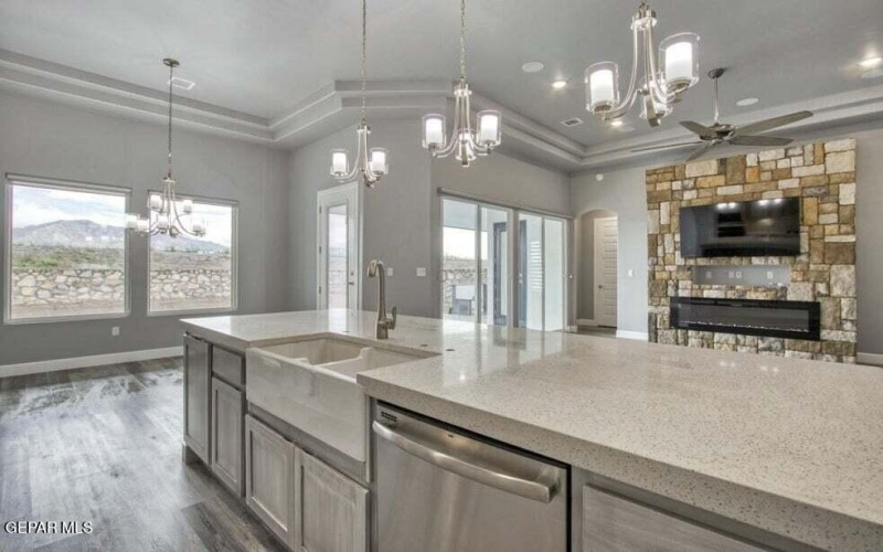 7213 Cimarron Rim Drive, El Paso, TX 79911, 4 Bedrooms Bedrooms, ,3 BathroomsBathrooms,Residential,For Sale,7213 Cimarron Rim Drive,0,937093