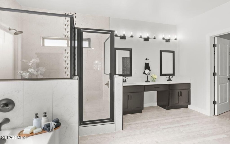 168 Dawson Street, Santa Teresa, NM 88008, 4 Habitaciones Habitaciones , ,3 BañosBaños,Residential,En Venta,168 Dawson Street,0,937107