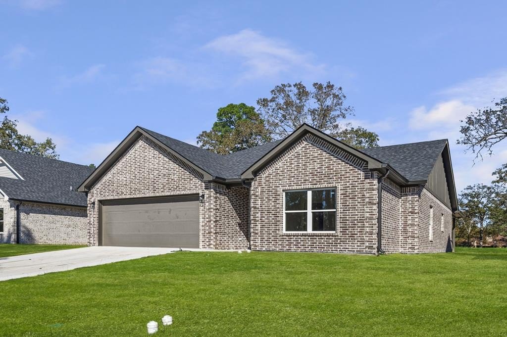 831 Augusta Drive, Lufkin, TX 75901, 3 Habitaciones Habitaciones , ,2 BañosBaños,Residential,En Venta,831 Augusta Drive,5102529