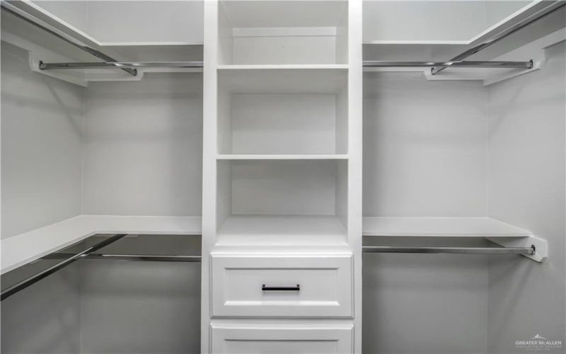 2827 Erasmo Drive, Weslaco, TX 78596, 3 Habitaciones Habitaciones , ,2 BañosBaños,Residential,En Venta,2827 Erasmo Drive,0,492669