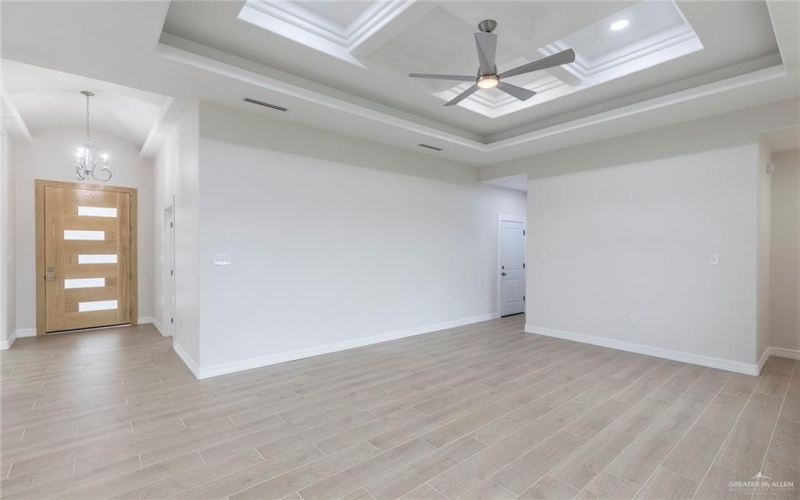 2405 Northgate Lane, McAllen, TX 78504, 4 Bedrooms Bedrooms, ,2 BathroomsBathrooms,Residential,For Sale,2405 Northgate Lane,0,492792