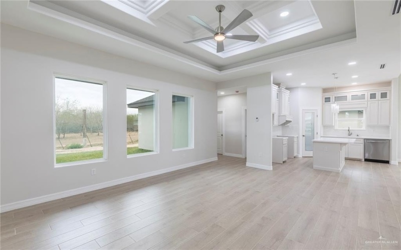 2405 Northgate Lane, McAllen, TX 78504, 4 Bedrooms Bedrooms, ,2 BathroomsBathrooms,Residential,For Sale,2405 Northgate Lane,0,492792