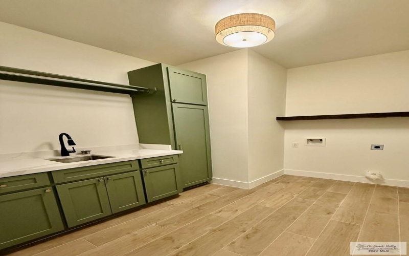 8949 SATURN, BROWNSVILLE, TX 78521, 4 Bedrooms Bedrooms, ,3 BathroomsBathrooms,Residential,For Sale,8949 SATURN,0,29771576