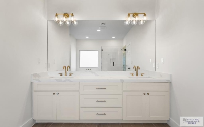 8949 SATURN, BROWNSVILLE, TX 78521, 4 Habitaciones Habitaciones , ,3 BañosBaños,Residential,En Venta,8949 SATURN,0,29771576