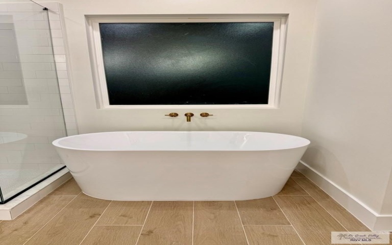 8949 SATURN, BROWNSVILLE, TX 78521, 4 Bedrooms Bedrooms, ,3 BathroomsBathrooms,Residential,For Sale,8949 SATURN,0,29771576