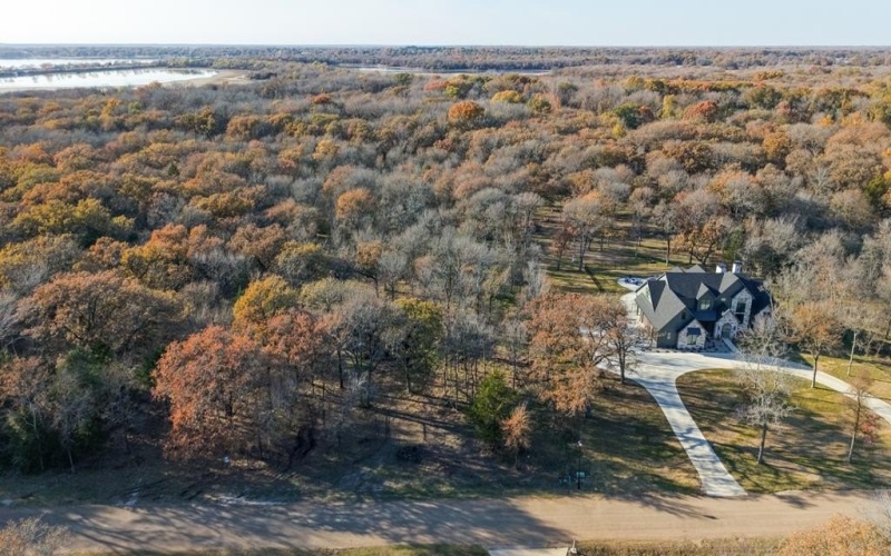 122 Oakmont Dr, Mabank, TX 75147, 4 Bedrooms Bedrooms, ,5 BathroomsBathrooms,Residential,For Sale,122 Oakmont Dr,0,110216