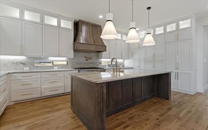 186 Acorn Trail, Denison, TX 75020, 4 Bedrooms Bedrooms, ,3 BathroomsBathrooms,Residential,For Sale,186 Acorn Trail,0,20874363