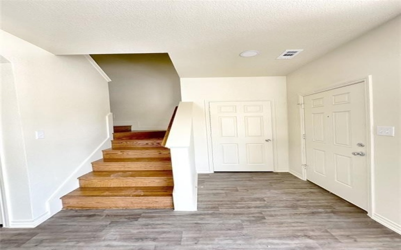 1709 St Louis Avenue, Fort Worth, TX 76110, 3 Bedrooms Bedrooms, ,2 BathroomsBathrooms,Residential,For Sale,1709 St Louis Avenue,0,20944778