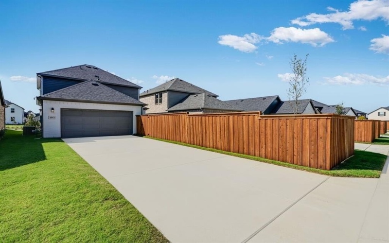 105 North Sky Drive, Celina, TX 75009, 3 Bedrooms Bedrooms, ,2 BathroomsBathrooms,Residential,For Sale,105 North Sky Drive,0,21030042