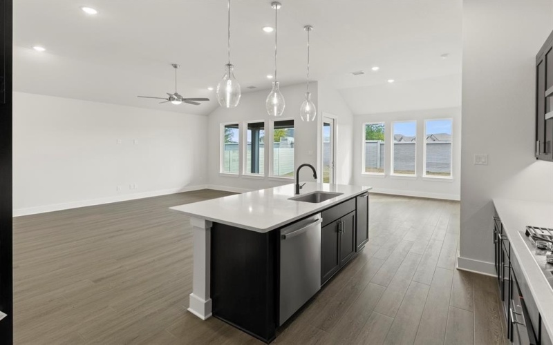 2620 Andorra Road, McKinney, TX 75071, 3 Bedrooms Bedrooms, ,2 BathroomsBathrooms,Residential,For Sale,2620 Andorra Road,0,21161317