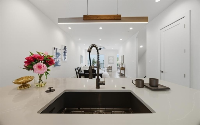 4517 Munger Avenue #105, Dallas, TX 75204, 2 Habitaciones Habitaciones , ,2 BañosBaños,Residential,En Venta,4517 Munger Avenue,0,21161350