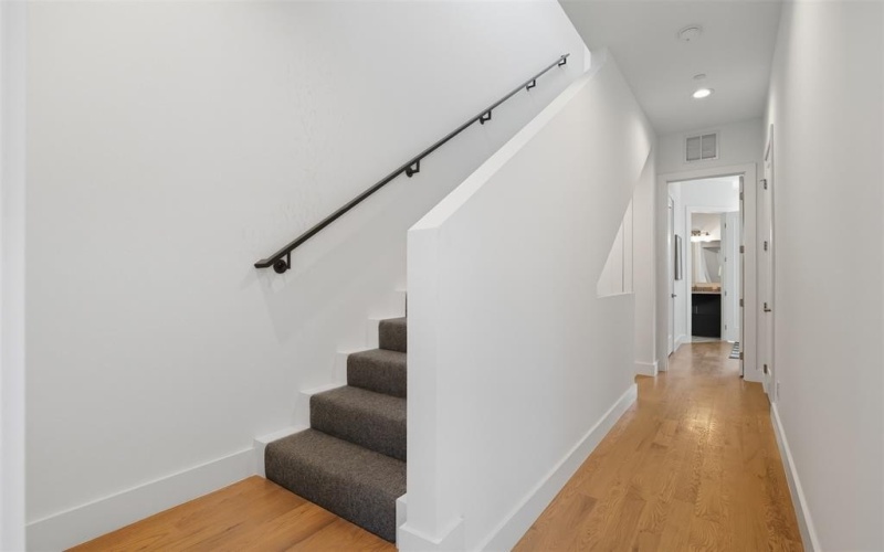 4517 Munger Avenue #101, Dallas, TX 75204, 2 Bedrooms Bedrooms, ,2 BathroomsBathrooms,Residential,For Sale,4517 Munger Avenue,0,21161380