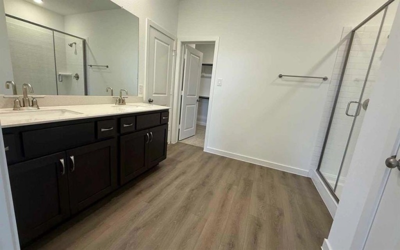 1216 Watercrest Street, Forney, TX 75126, 4 Habitaciones Habitaciones , ,3 BañosBaños,Residential,En Venta,1216 Watercrest Street,0,21161401