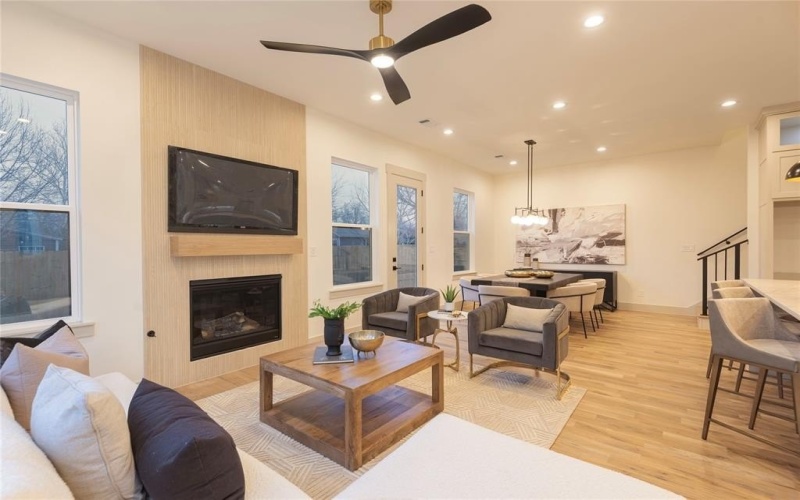 1303 Lela Street, McKinney, TX 75069, 3 Bedrooms Bedrooms, ,2 BathroomsBathrooms,Residential,For Sale,1303 Lela Street,0,21161495