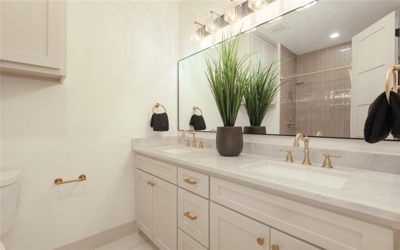 1303 Lela Street, McKinney, TX 75069, 3 Bedrooms Bedrooms, ,2 BathroomsBathrooms,Residential,For Sale,1303 Lela Street,0,21161495