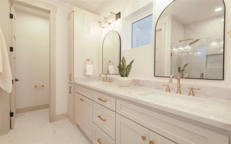 1303 Lela Street, McKinney, TX 75069, 3 Bedrooms Bedrooms, ,2 BathroomsBathrooms,Residential,For Sale,1303 Lela Street,0,21161495