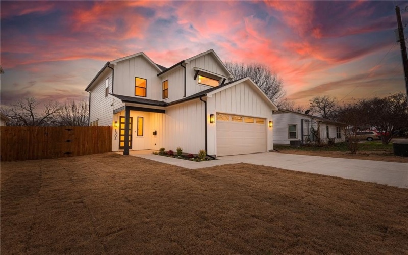 1303 Lela Street, McKinney, TX 75069, 3 Bedrooms Bedrooms, ,2 BathroomsBathrooms,Residential,For Sale,1303 Lela Street,0,21161495