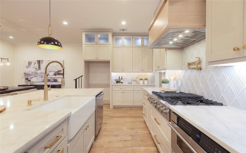 1303 Lela Street, McKinney, TX 75069, 3 Bedrooms Bedrooms, ,2 BathroomsBathrooms,Residential,For Sale,1303 Lela Street,0,21161495