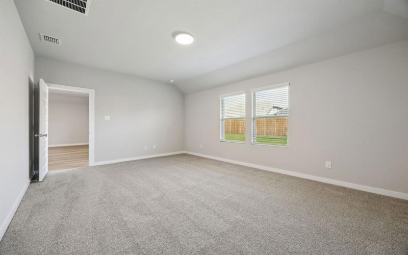 9324 Lone Maverick Drive, Crowley, TX 76036, 4 Habitaciones Habitaciones , ,3 BañosBaños,Residential,En Venta,9324 Lone Maverick Drive,0,21161584