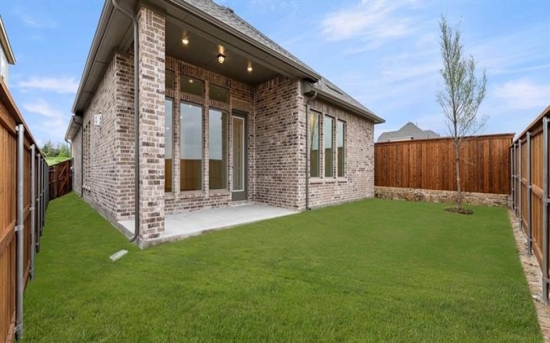 7105 Bergamot Drive, McKinney, TX 75071, 4 Bedrooms Bedrooms, ,3 BathroomsBathrooms,Residential,For Sale,7105 Bergamot Drive,0,21161648