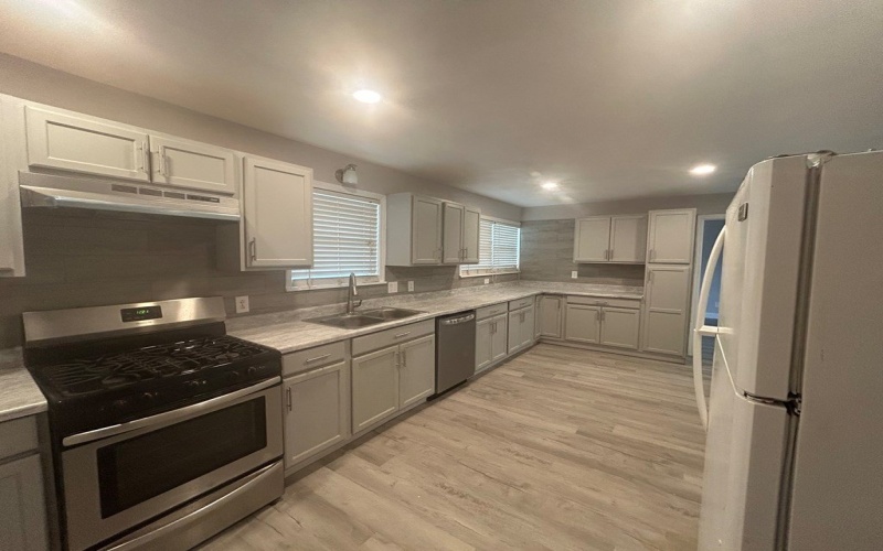 508 Shamrock Dr, PALESTINE, TX 75803, 4 Bedrooms Bedrooms, ,2 BathroomsBathrooms,Residential,For Sale,508 Shamrock Dr,0,101957