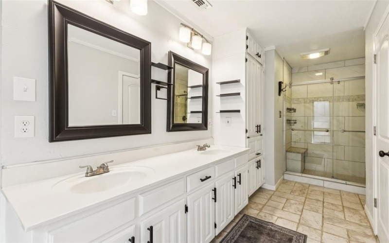 5907 Pleasant Wood Trail, Arlington, TX 76016, 3 Bedrooms Bedrooms, ,2 BathroomsBathrooms,Residential,For Sale,5907 Pleasant Wood Trail,0,21156595