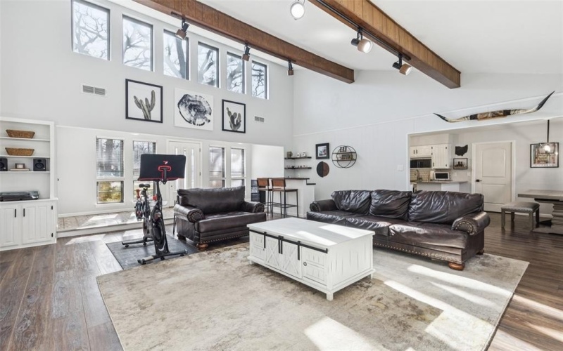 5907 Pleasant Wood Trail, Arlington, TX 76016, 3 Bedrooms Bedrooms, ,2 BathroomsBathrooms,Residential,For Sale,5907 Pleasant Wood Trail,0,21156595