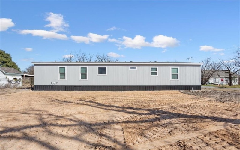 201 N Carpenter Street, Mart, TX 76664, 4 Bedrooms Bedrooms, ,2 BathroomsBathrooms,Residential,For Sale,201 N Carpenter Street,0,21158130