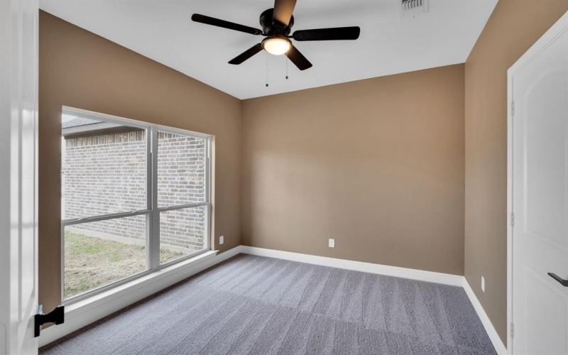 203 W Denton Street, Palmer, TX 75152, 4 Bedrooms Bedrooms, ,2 BathroomsBathrooms,Residential,For Sale,203 W Denton Street,0,21159814