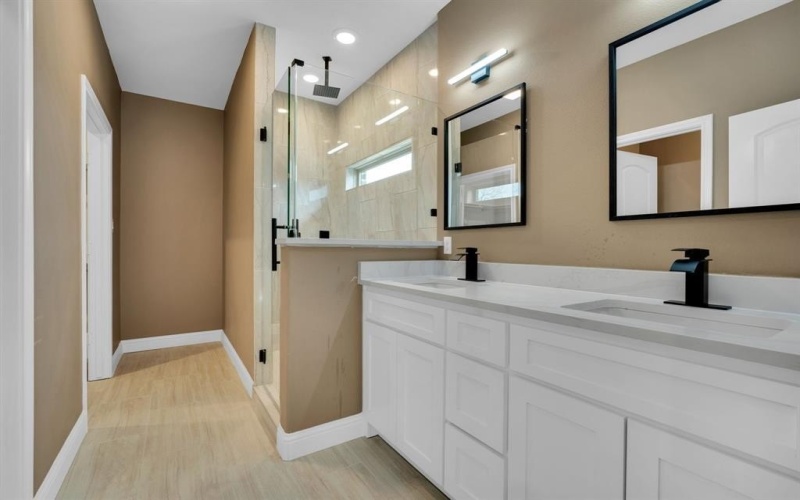 203 W Denton Street, Palmer, TX 75152, 4 Bedrooms Bedrooms, ,2 BathroomsBathrooms,Residential,For Sale,203 W Denton Street,0,21159814