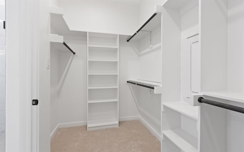 2138 Oak Haven Court, Garland, TX 75044, 4 Habitaciones Habitaciones , ,3 BañosBaños,Residential,En Venta,2138 Oak Haven Court,0,21160139