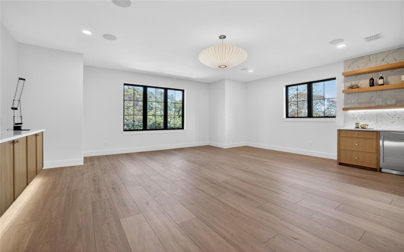 6446 Lange Circle, Dallas, TX 75214, 4 Habitaciones Habitaciones , ,3 BañosBaños,Residential,En Venta,6446 Lange Circle,0,21160229