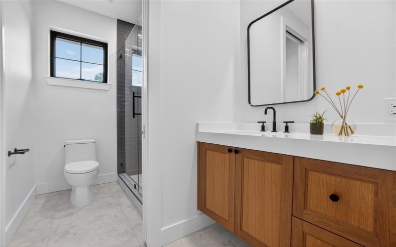 6446 Lange Circle, Dallas, TX 75214, 4 Habitaciones Habitaciones , ,3 BañosBaños,Residential,En Venta,6446 Lange Circle,0,21160229