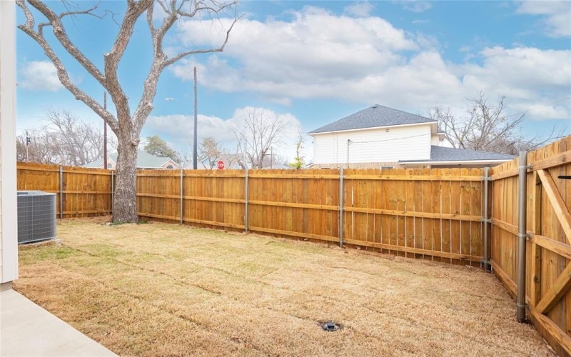 1301 Lela Street, McKinney, TX 75069, 3 Bedrooms Bedrooms, ,2 BathroomsBathrooms,Residential,For Sale,1301 Lela Street,0,21160775