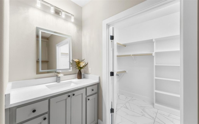 102 Buffalo Springs Road, Mabank, TX 75156, 3 Habitaciones Habitaciones , ,2 BañosBaños,Residential,En Venta,102 Buffalo Springs Road,0,21160853