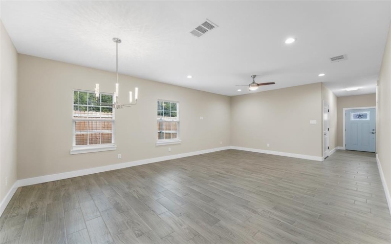 102 Buffalo Springs Road, Mabank, TX 75156, 3 Habitaciones Habitaciones , ,2 BañosBaños,Residential,En Venta,102 Buffalo Springs Road,0,21160853