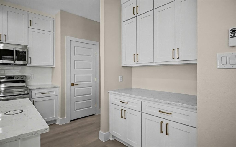 2201 Comet Trail, Granbury, TX 76048, 3 Bedrooms Bedrooms, ,2 BathroomsBathrooms,Residential,For Sale,2201 Comet Trail,0,21160857