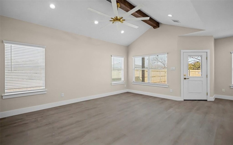 2201 Comet Trail, Granbury, TX 76048, 3 Bedrooms Bedrooms, ,2 BathroomsBathrooms,Residential,For Sale,2201 Comet Trail,0,21160857