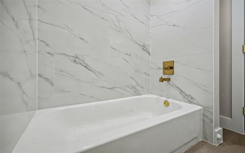 2201 Comet Trail, Granbury, TX 76048, 3 Bedrooms Bedrooms, ,2 BathroomsBathrooms,Residential,For Sale,2201 Comet Trail,0,21160857