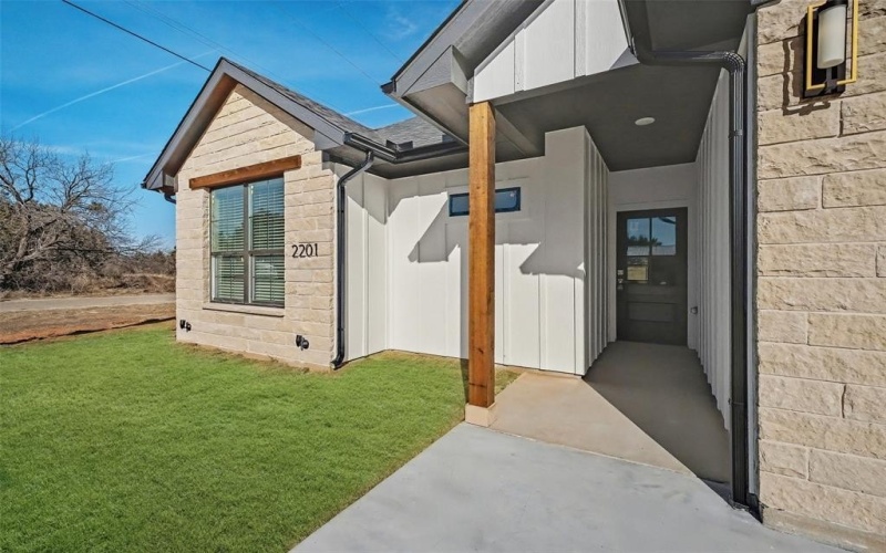 2201 Comet Trail, Granbury, TX 76048, 3 Bedrooms Bedrooms, ,2 BathroomsBathrooms,Residential,For Sale,2201 Comet Trail,0,21160857