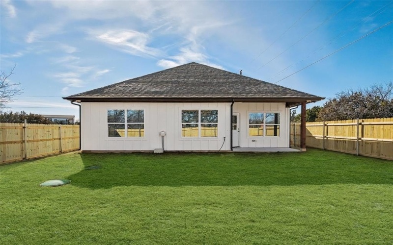 2201 Comet Trail, Granbury, TX 76048, 3 Bedrooms Bedrooms, ,2 BathroomsBathrooms,Residential,For Sale,2201 Comet Trail,0,21160857