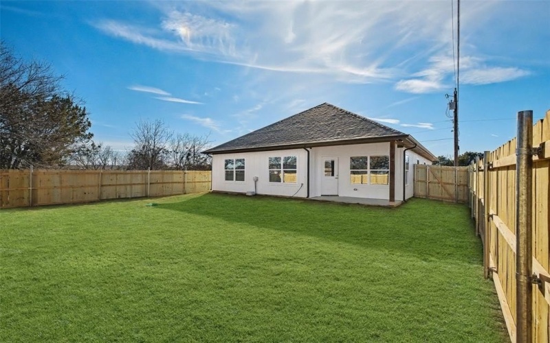 2201 Comet Trail, Granbury, TX 76048, 3 Bedrooms Bedrooms, ,2 BathroomsBathrooms,Residential,For Sale,2201 Comet Trail,0,21160857