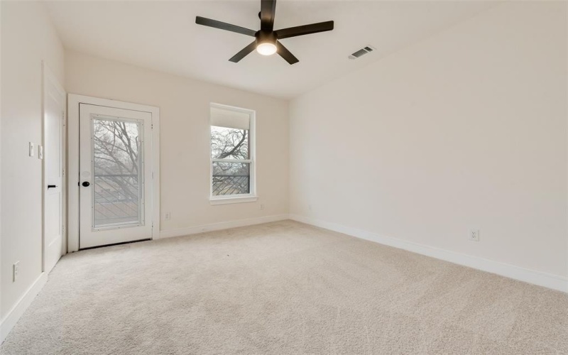 4128 Pluto Street, Dallas, TX 75212, 4 Bedrooms Bedrooms, ,3 BathroomsBathrooms,Residential,For Sale,4128 Pluto Street,0,21160931