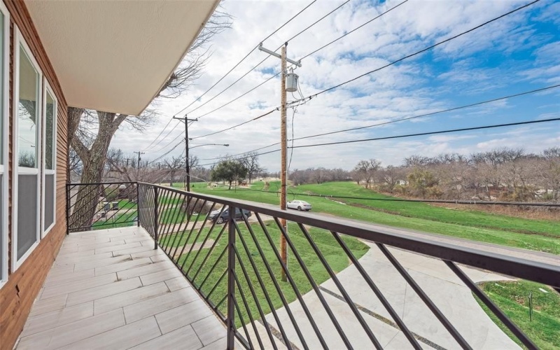 4128 Pluto Street, Dallas, TX 75212, 4 Bedrooms Bedrooms, ,3 BathroomsBathrooms,Residential,For Sale,4128 Pluto Street,0,21160931