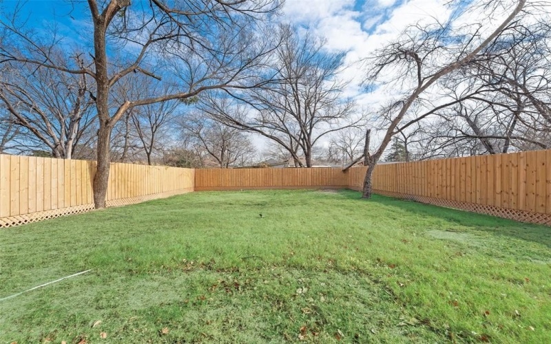 4128 Pluto Street, Dallas, TX 75212, 4 Bedrooms Bedrooms, ,3 BathroomsBathrooms,Residential,For Sale,4128 Pluto Street,0,21160931