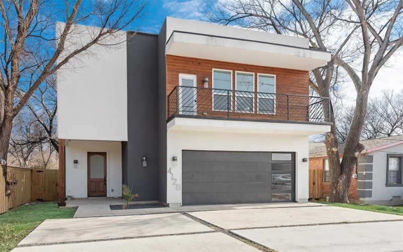 4128 Pluto Street, Dallas, TX 75212, 4 Bedrooms Bedrooms, ,3 BathroomsBathrooms,Residential,For Sale,4128 Pluto Street,0,21160931